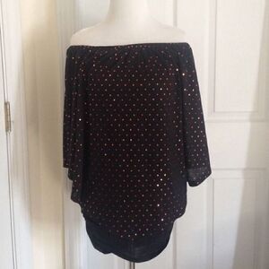 NWT💖VaVa Black Off Shoulder Top. Small